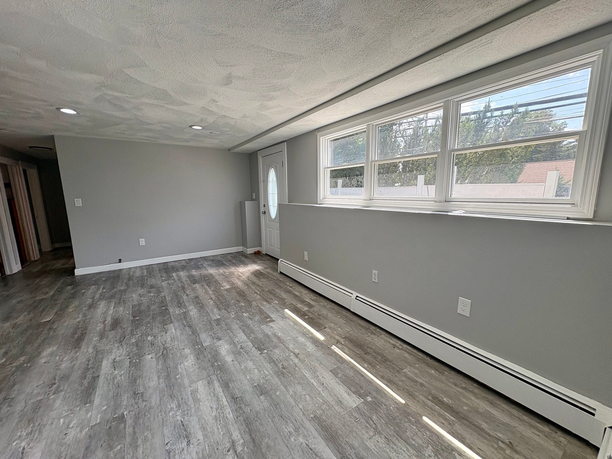 150 Grove St 1