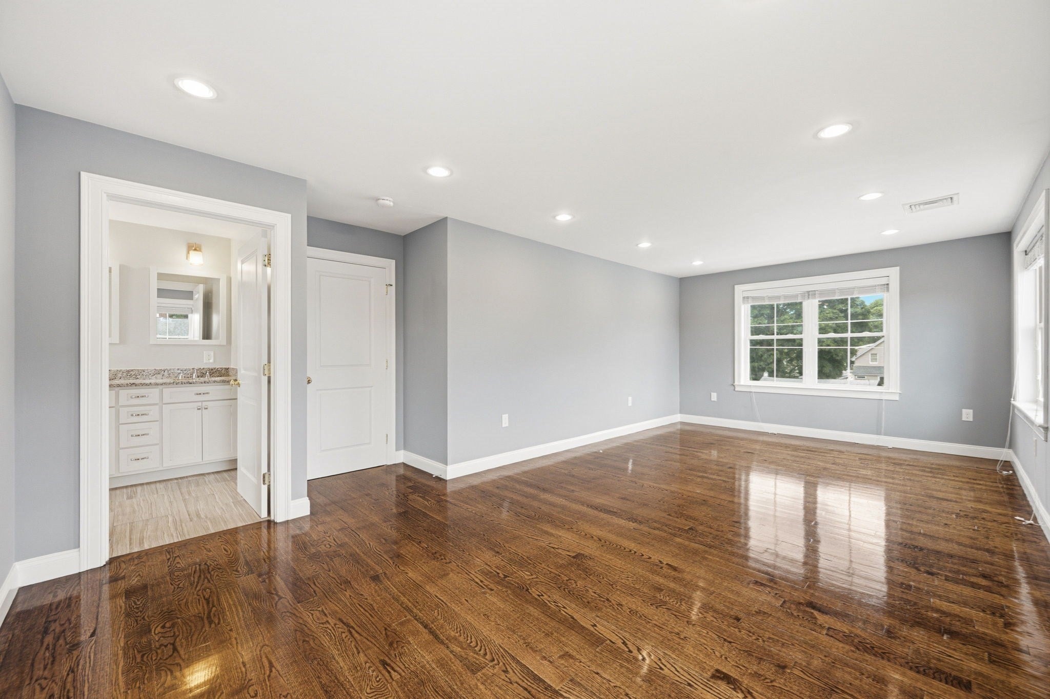 305 Lynn St, Malden, MA Photo #10