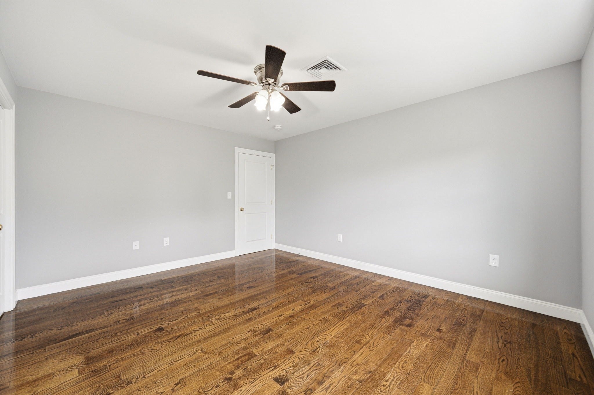 305 Lynn St, Malden, MA Photo #22