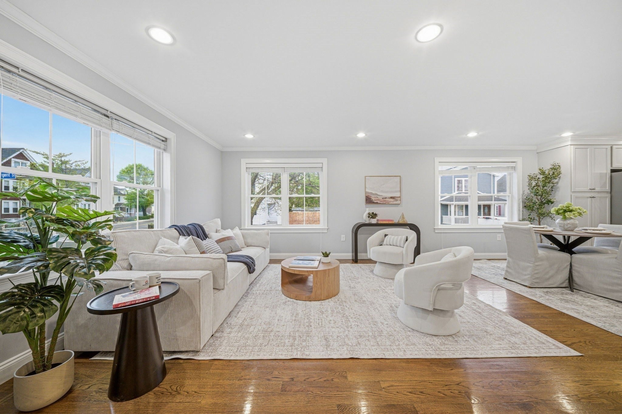 305 Lynn St, Malden, MA Photo #8