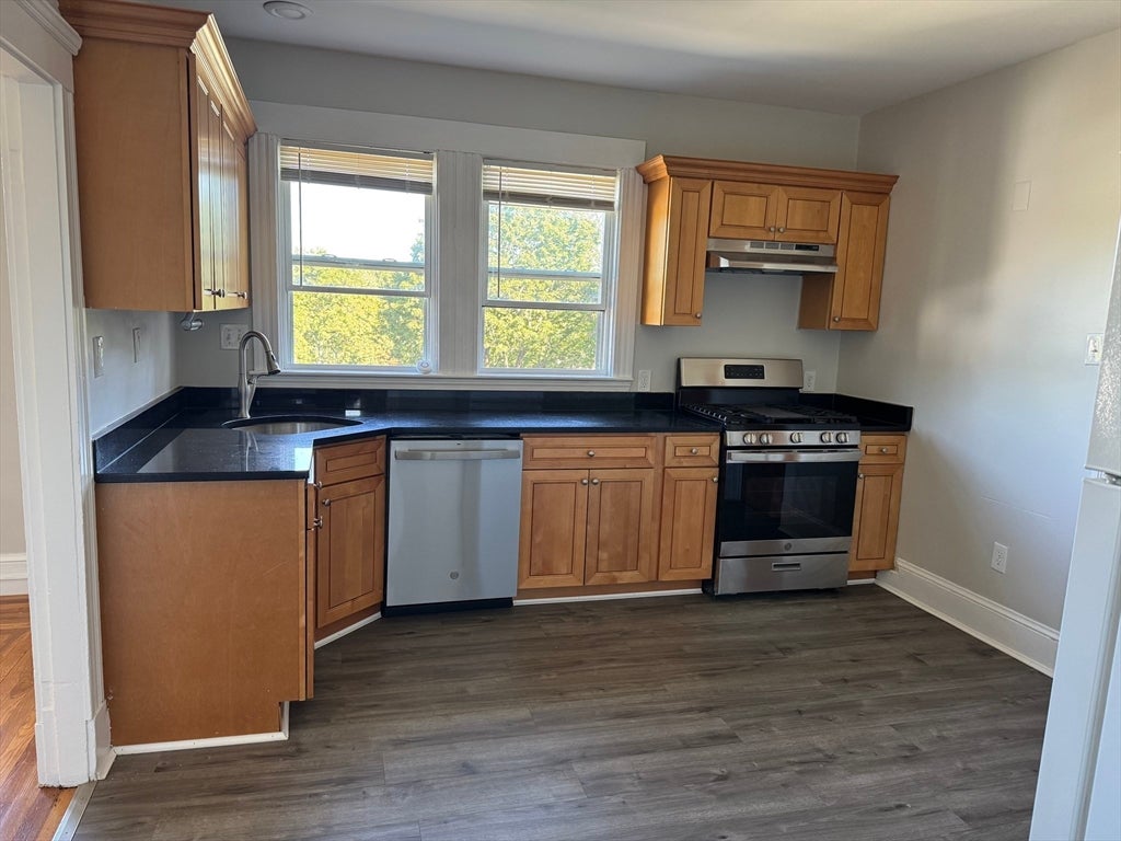 21 Grafton Ave #21, Westwood, MA, 21 Grafton Ave #21, Westwood, MA Photo #2