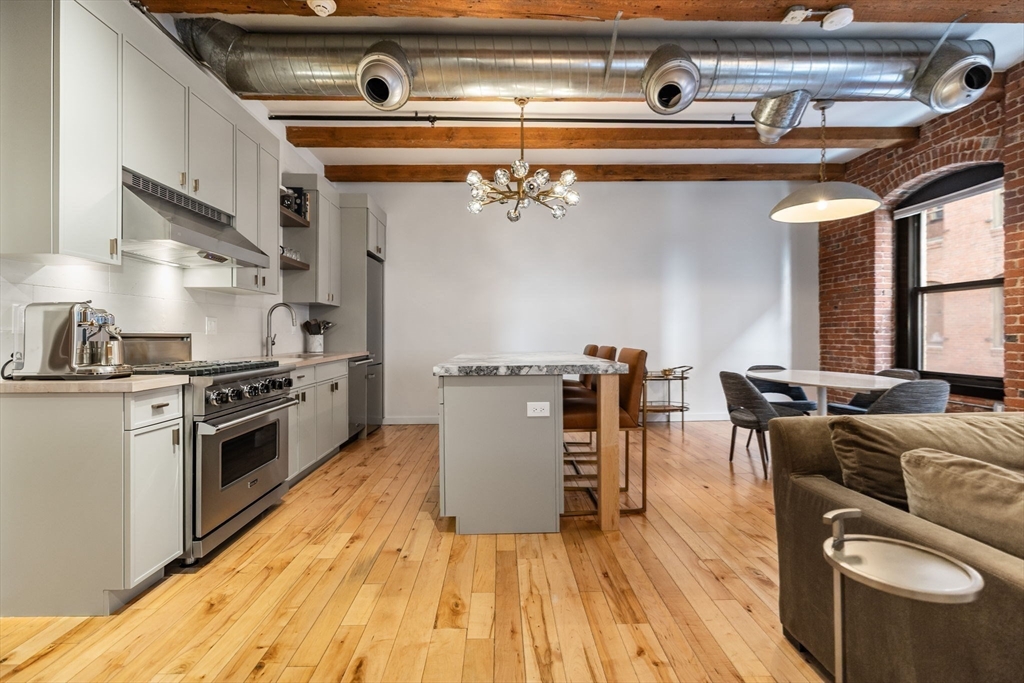 21 Wormwood Street 411