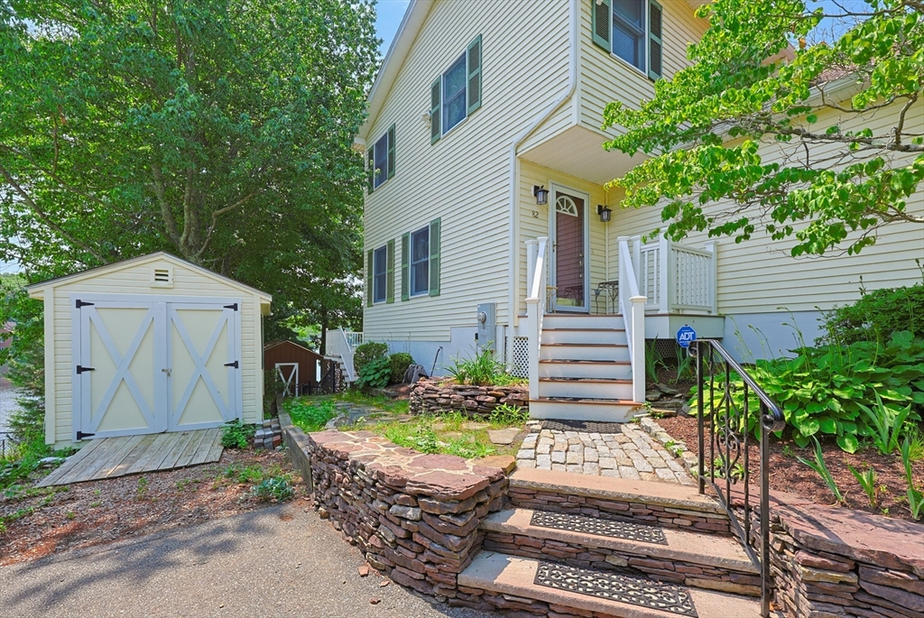 82 Ridge Road