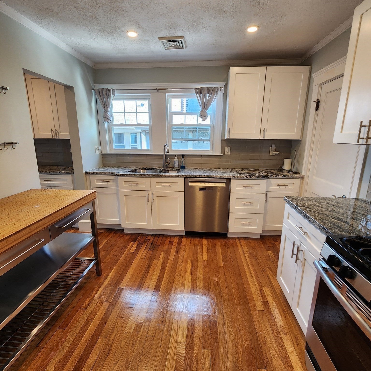 57 Puritan Rd #2, Somerville, MA, 57 Puritan Rd #2, Somerville, MA Photo #6