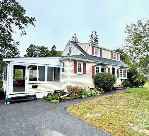 158 Rowayne Park Bridgewater MA 02324