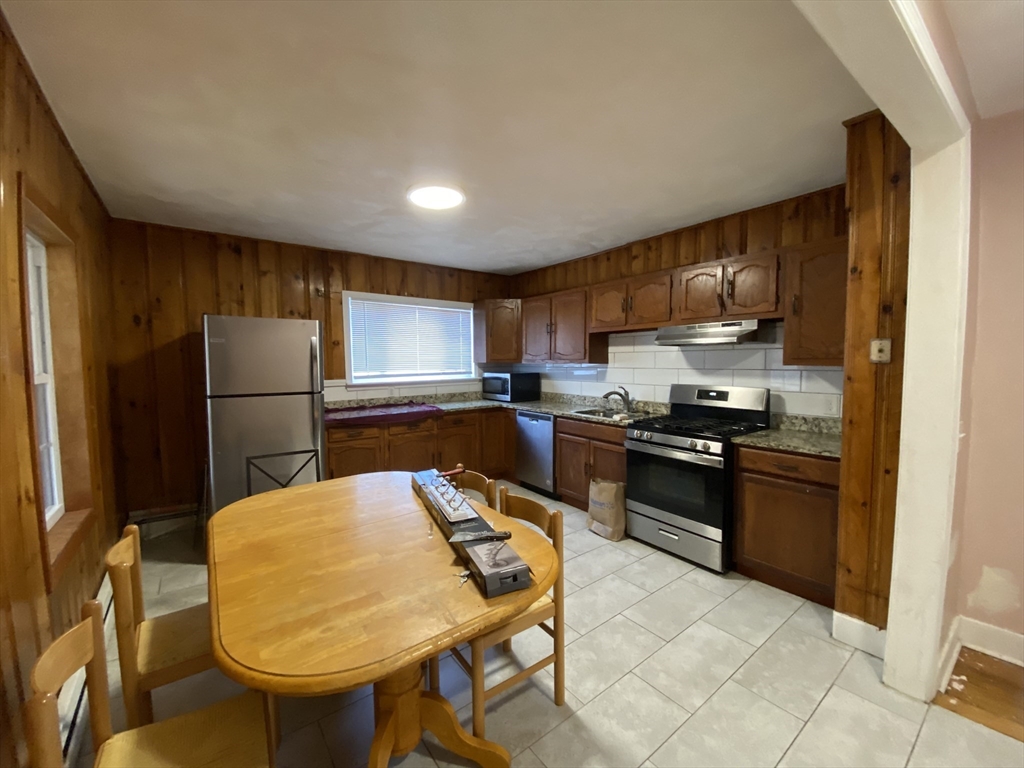 Click for 41 Hancock Ave UNIT2, Medford, MA slideshow