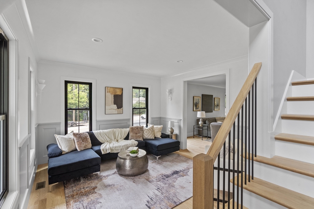11 Avon Lane