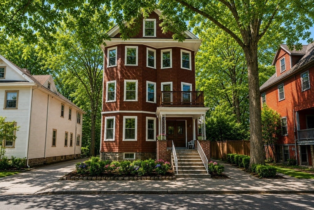 40 Perry ST #3, Brookline, MA Photo #1