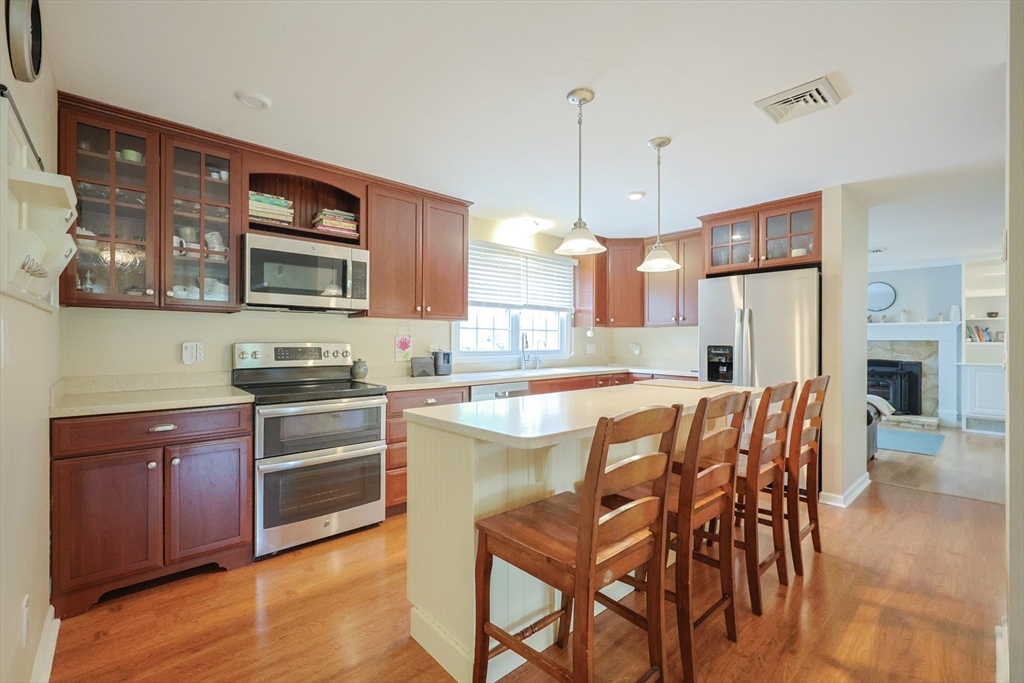 11 Stoneybrook Rd
