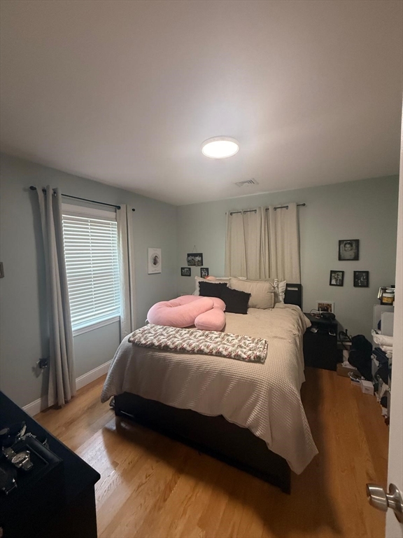 Click for 44 Ashland St #(2F), Medford, MA slideshow
