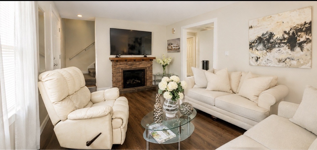 85 Beacon Ave 1