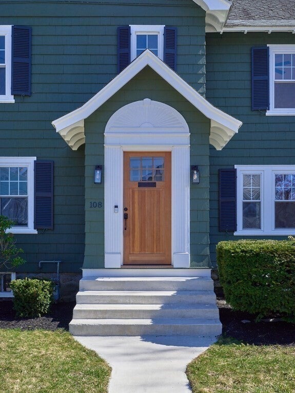 108 Longfellow Rd.