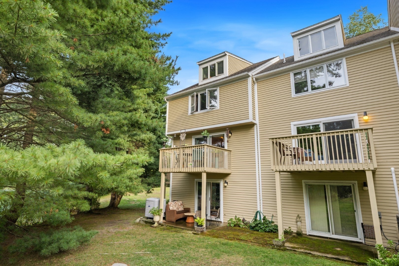 409 Lewis O Gray Dr #409, Saugus, MA Photo #30
