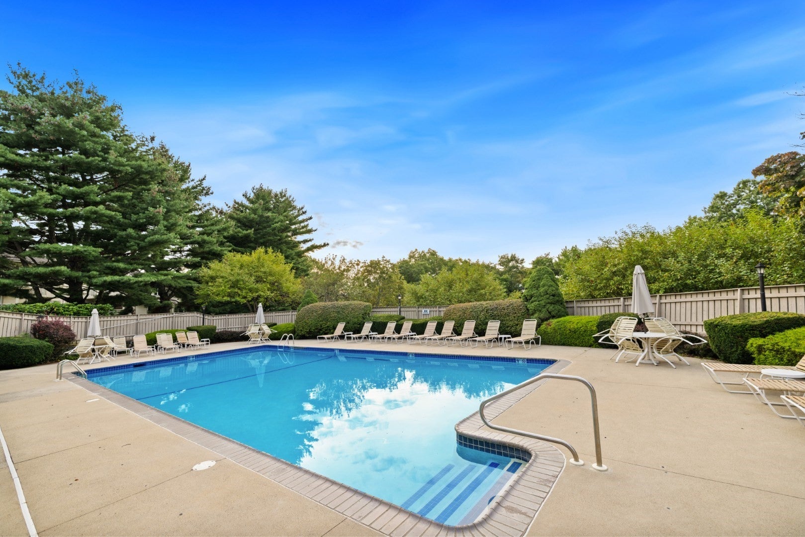 409 Lewis O Gray Dr #409, Saugus, MA Photo #35