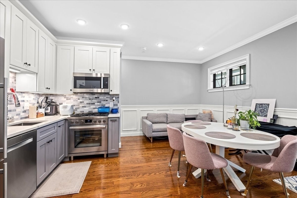 104 Beacon St 2