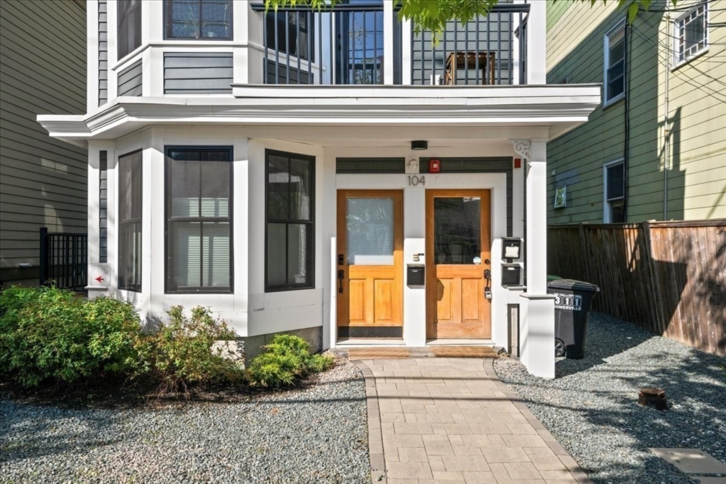 104 Beacon St 2