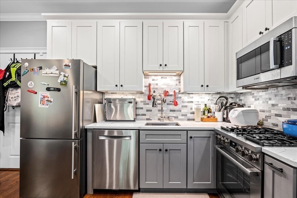 104 Beacon St 2