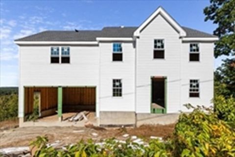2 Gibson Rd Auburn MA 01501