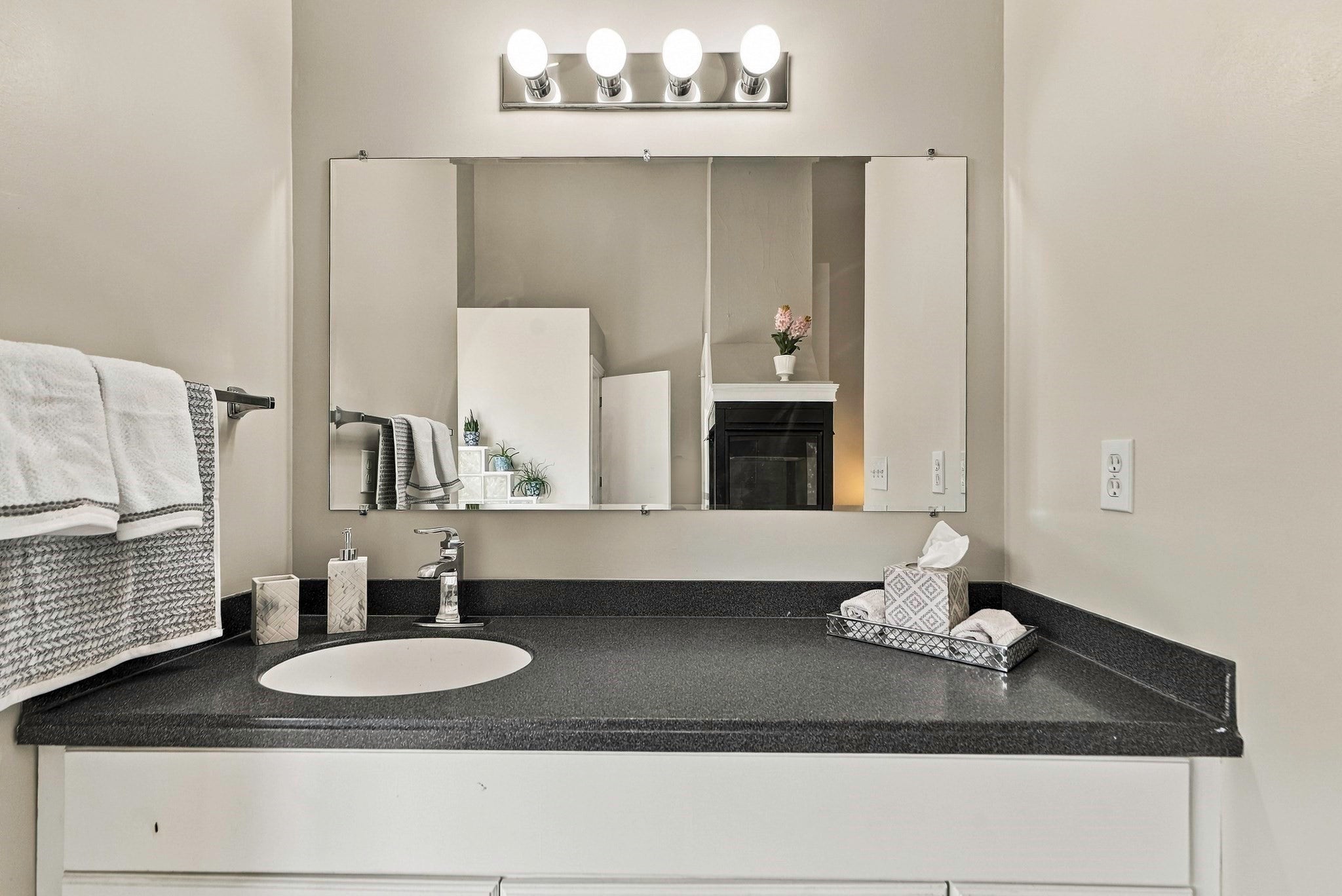 139 Captain Eames Cir #139, Ashland, MA, 139 Captain Eames Cir #139, Ashland, MA Photo #23