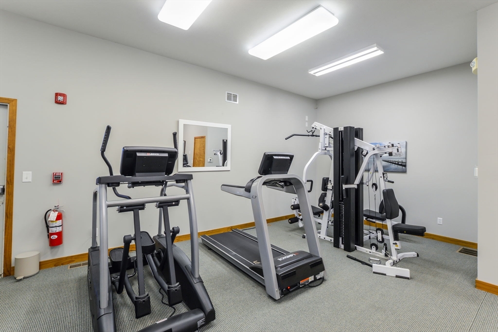 Mashpee, Massachusetts 02649, United States, 2 Bedrooms Bedrooms, ,3 BathroomsBathrooms,Residential,Contingent,121758