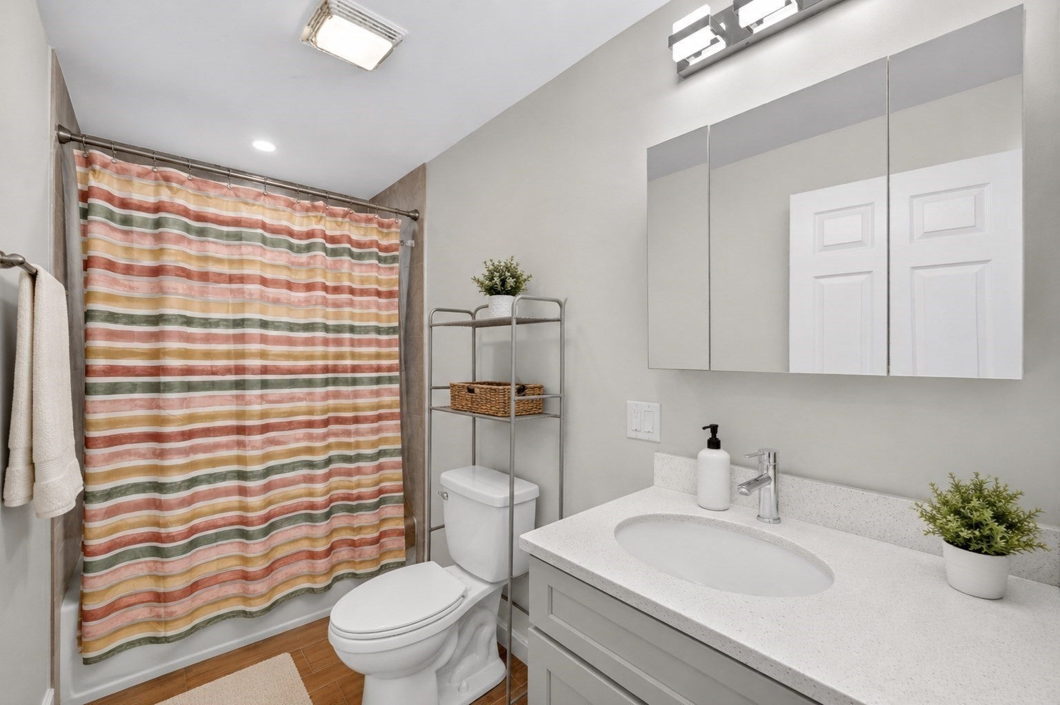 37 Stonehurst ST, Boston, MA, 37 Stonehurst ST, Boston, MA Photo #10