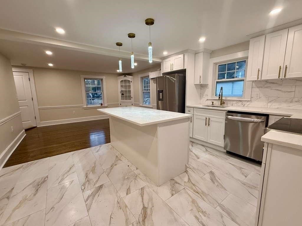 714 Lynnfield St, Lynn, MA Photo #8