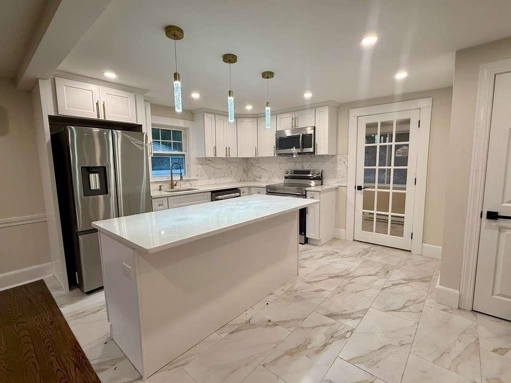 714 Lynnfield St, Lynn, MA Photo #7