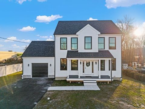 143 Meeson St Fall River MA 02724