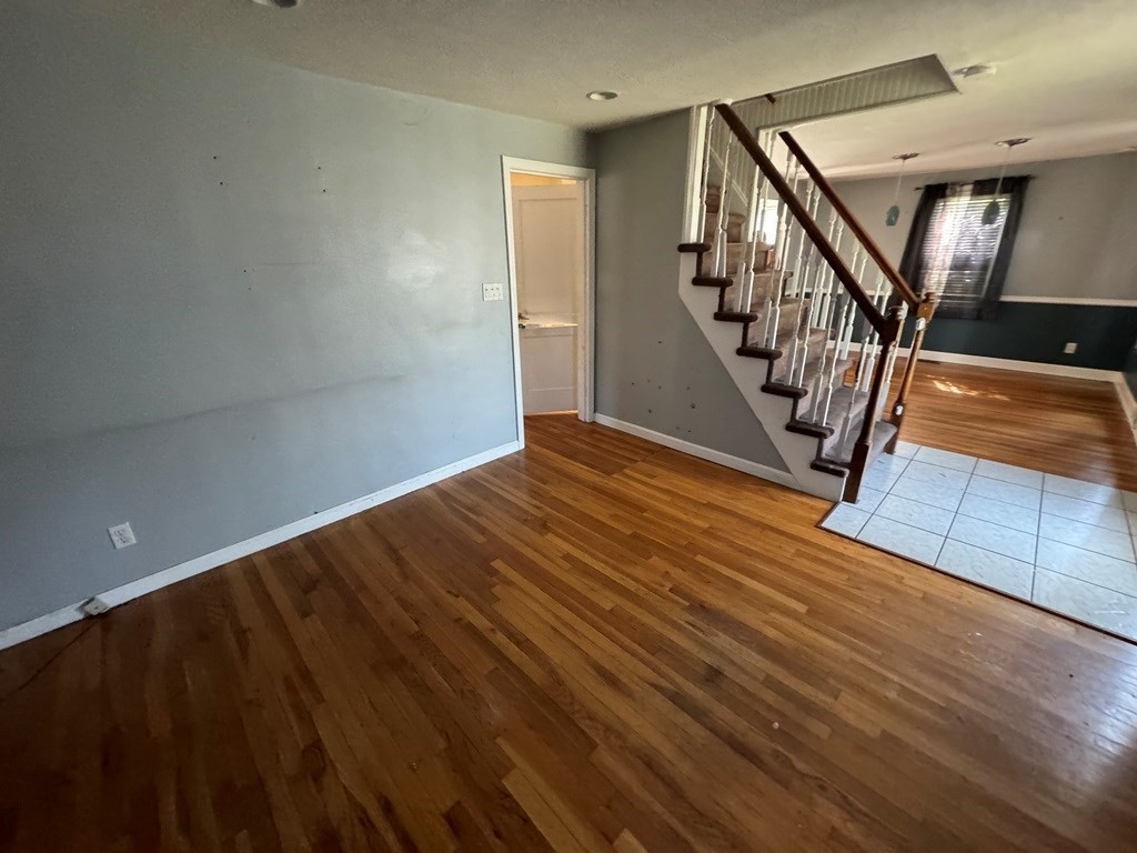 129 Edgewood Ave