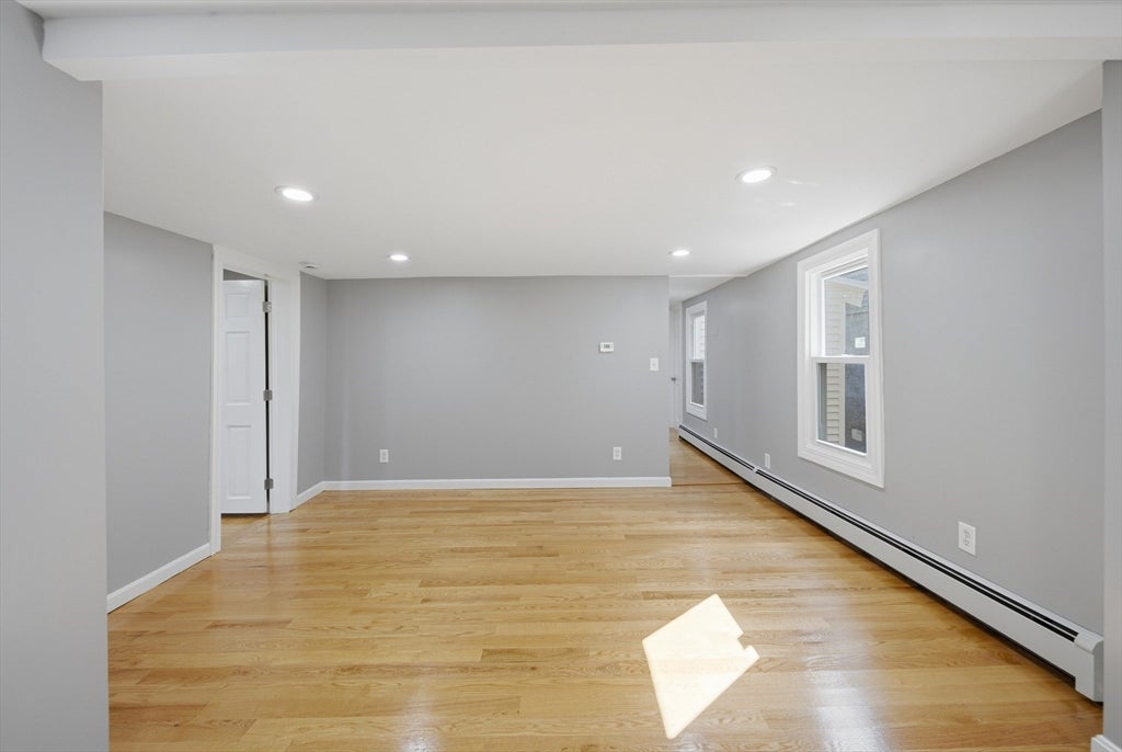 8 Hawkins St, Worcester, MA, 8 Hawkins St, Worcester, MA Photo #7