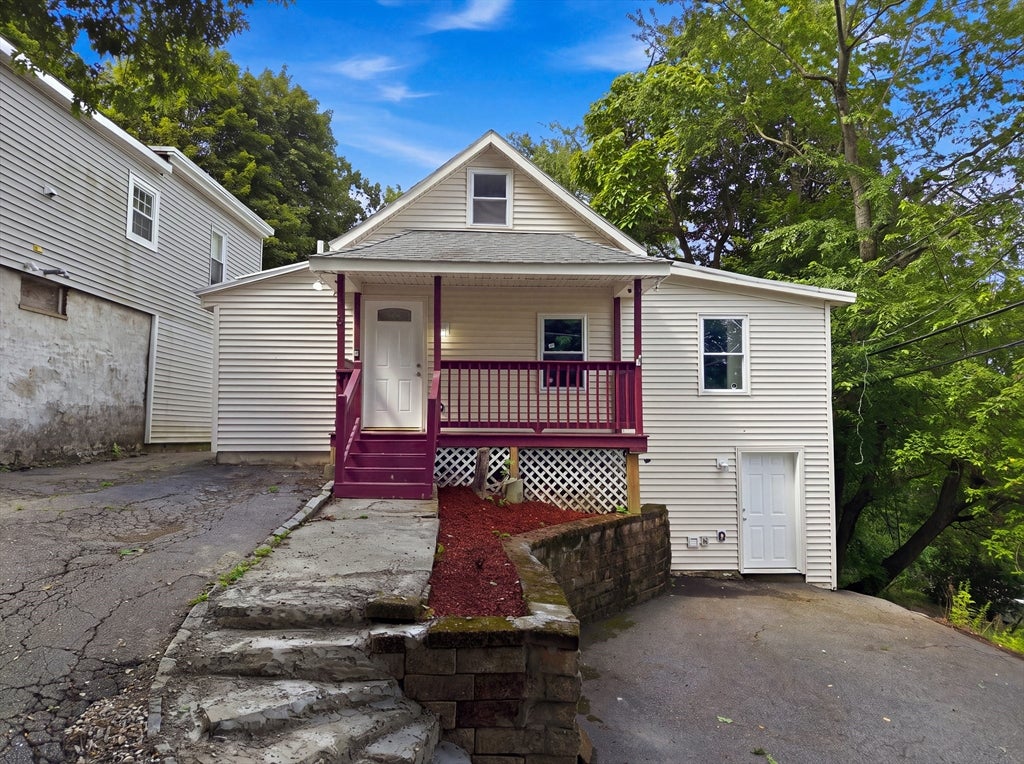 8 Hawkins St, Worcester, MA, 8 Hawkins St, Worcester, MA Photo #2