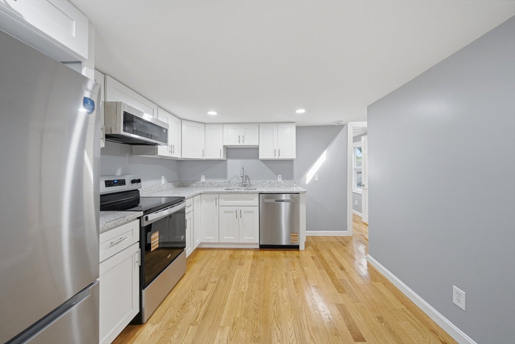8 Hawkins St, Worcester, MA, 8 Hawkins St, Worcester, MA Photo #4