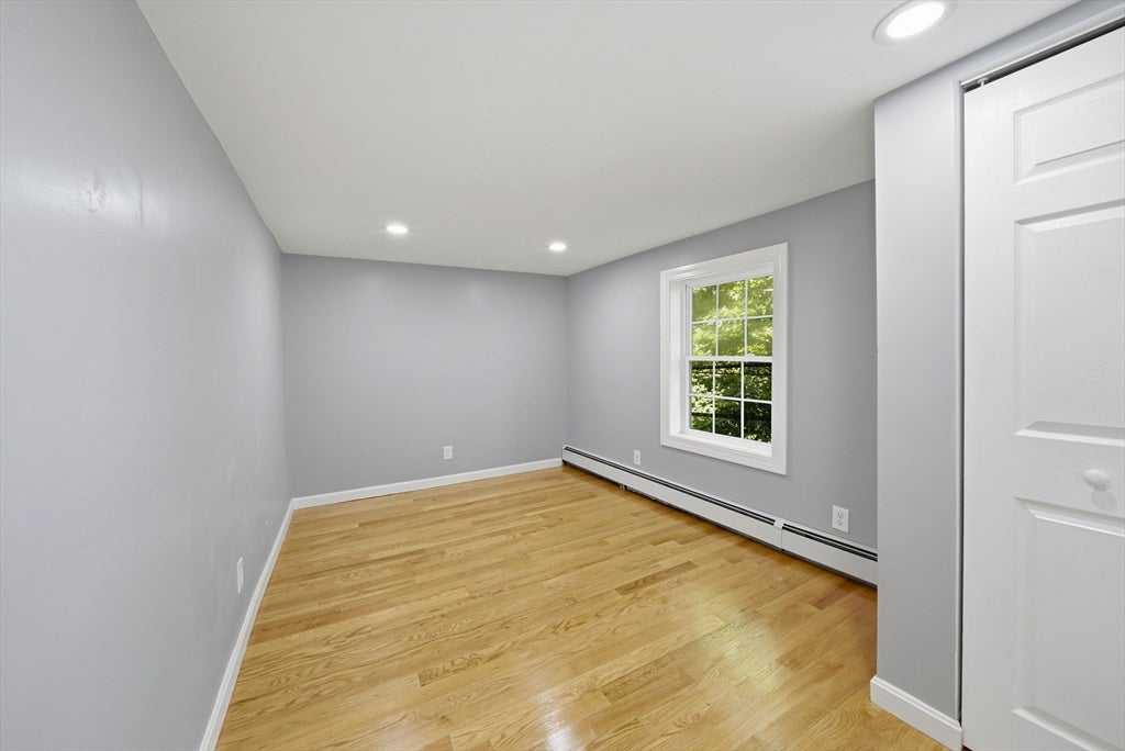 8 Hawkins St, Worcester, MA, 8 Hawkins St, Worcester, MA Photo #8
