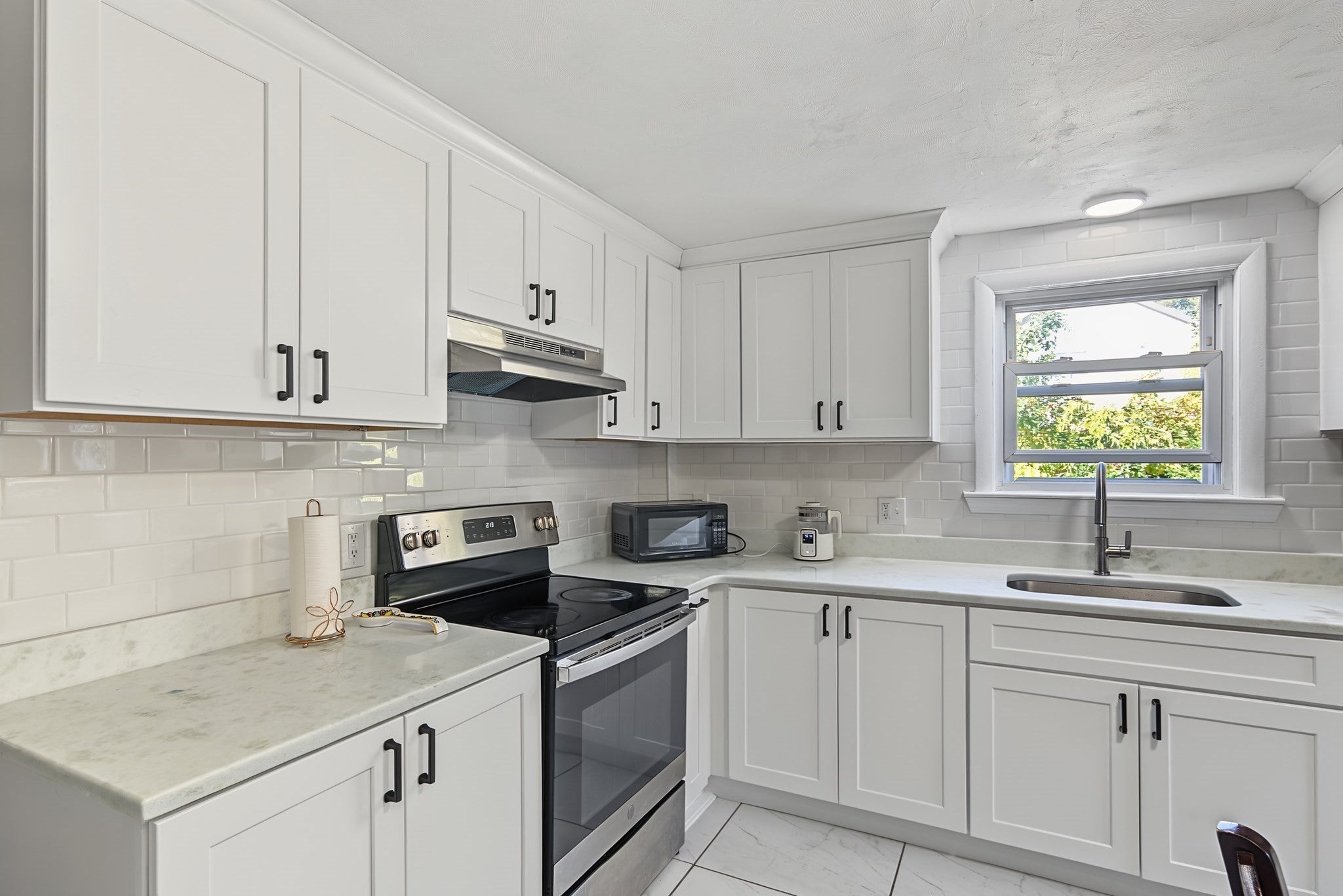 77 Progressive St, Worcester, MA Photo #2