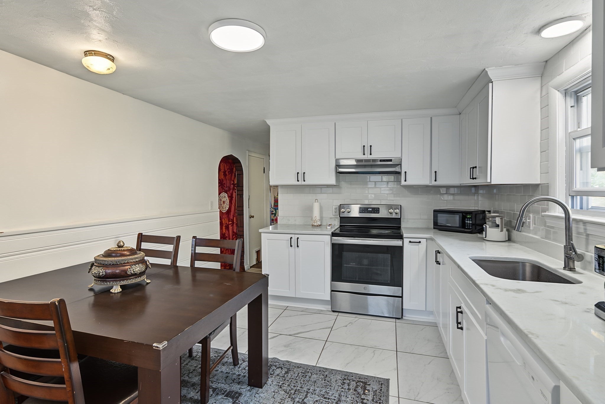 77 Progressive St, Worcester, MA Photo #4