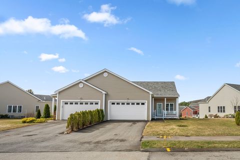 Photo of 53 Tea Party Circle #53, Holden, MA 01520 (MLS # 73495273)