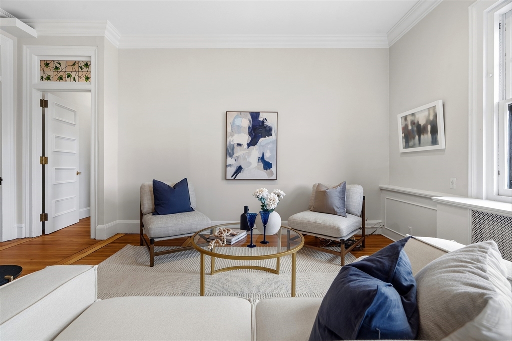 273 Commonwealth Ave 10