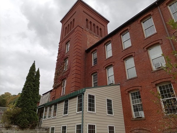 559 Main Street - Rt. 20 unit 201