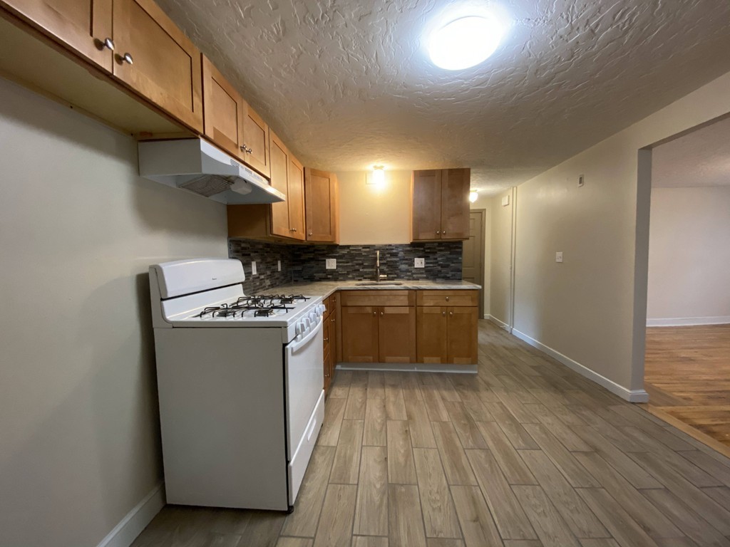 26 Savin Ave 2