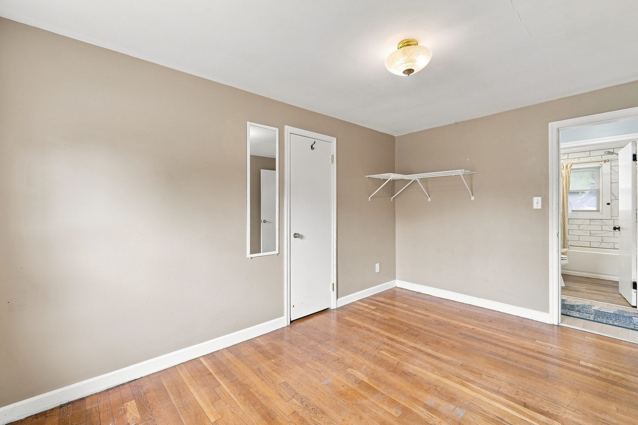 162 Clark St, Worcester, MA, 162 Clark St, Worcester, MA Photo #15