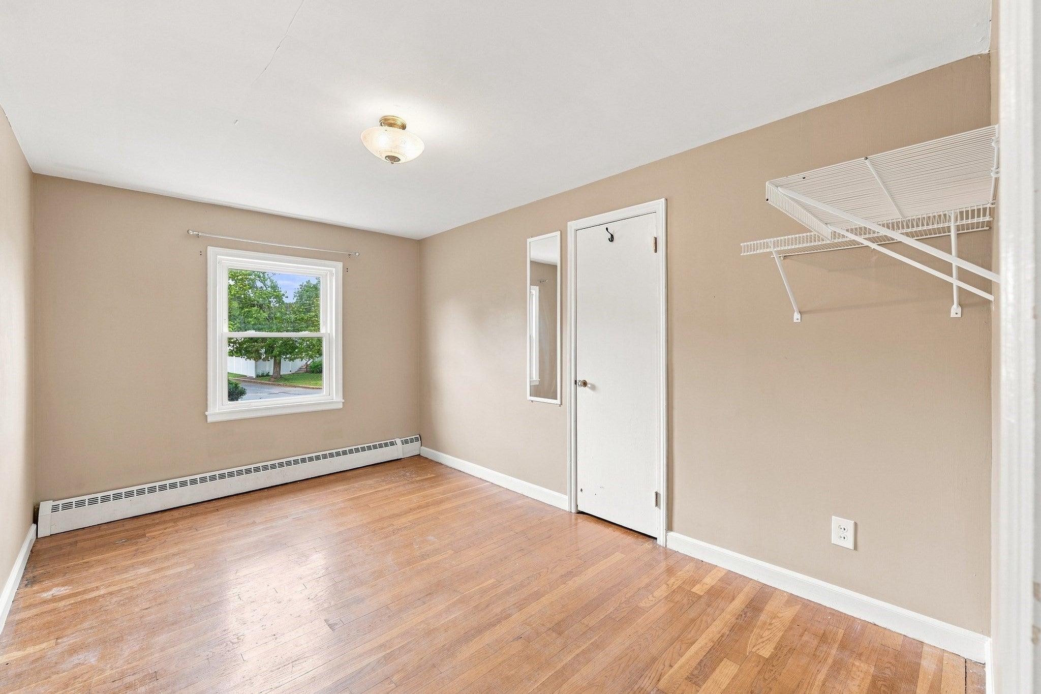 162 Clark St, Worcester, MA, 162 Clark St, Worcester, MA Photo #16