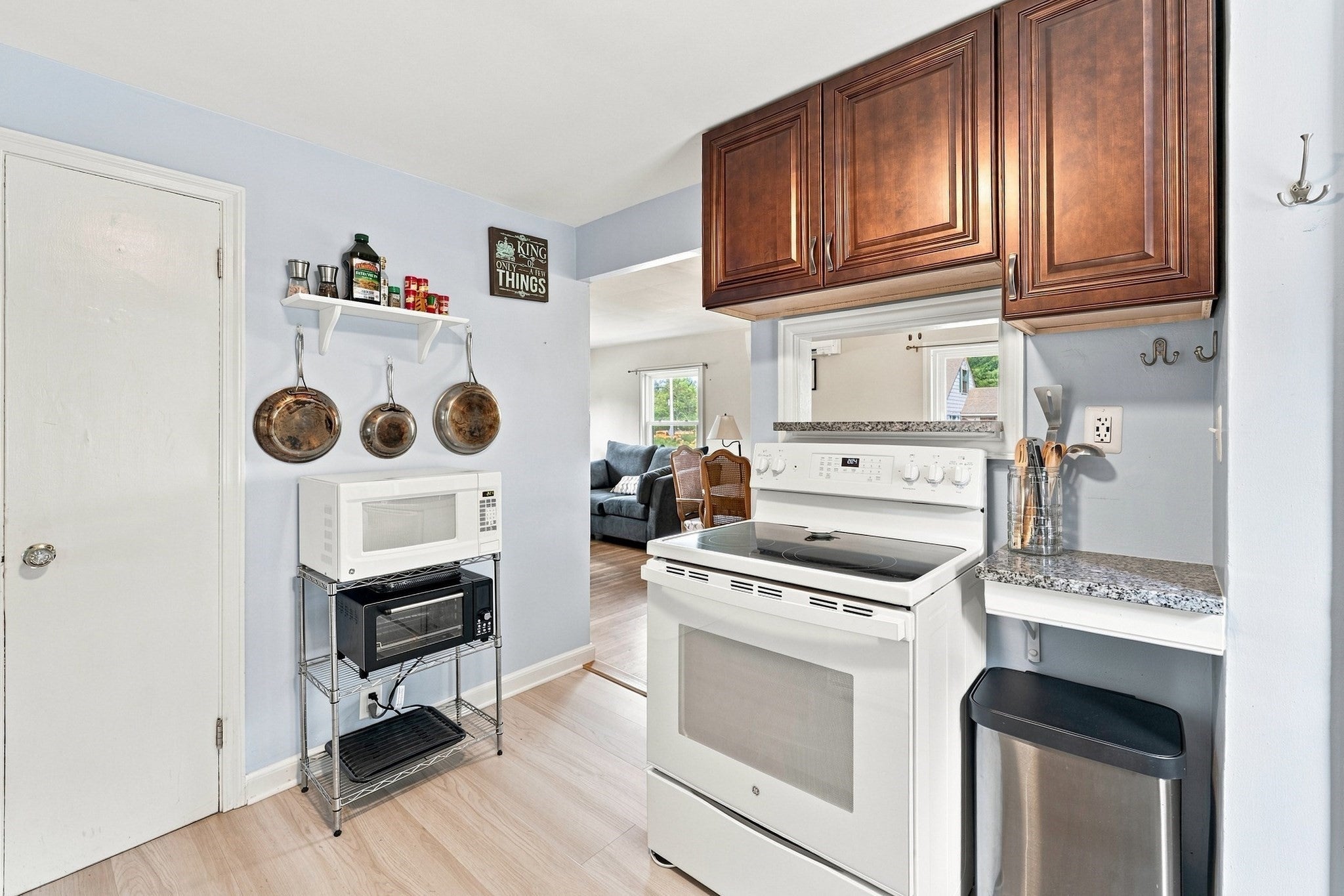 162 Clark St, Worcester, MA, 162 Clark St, Worcester, MA Photo #2