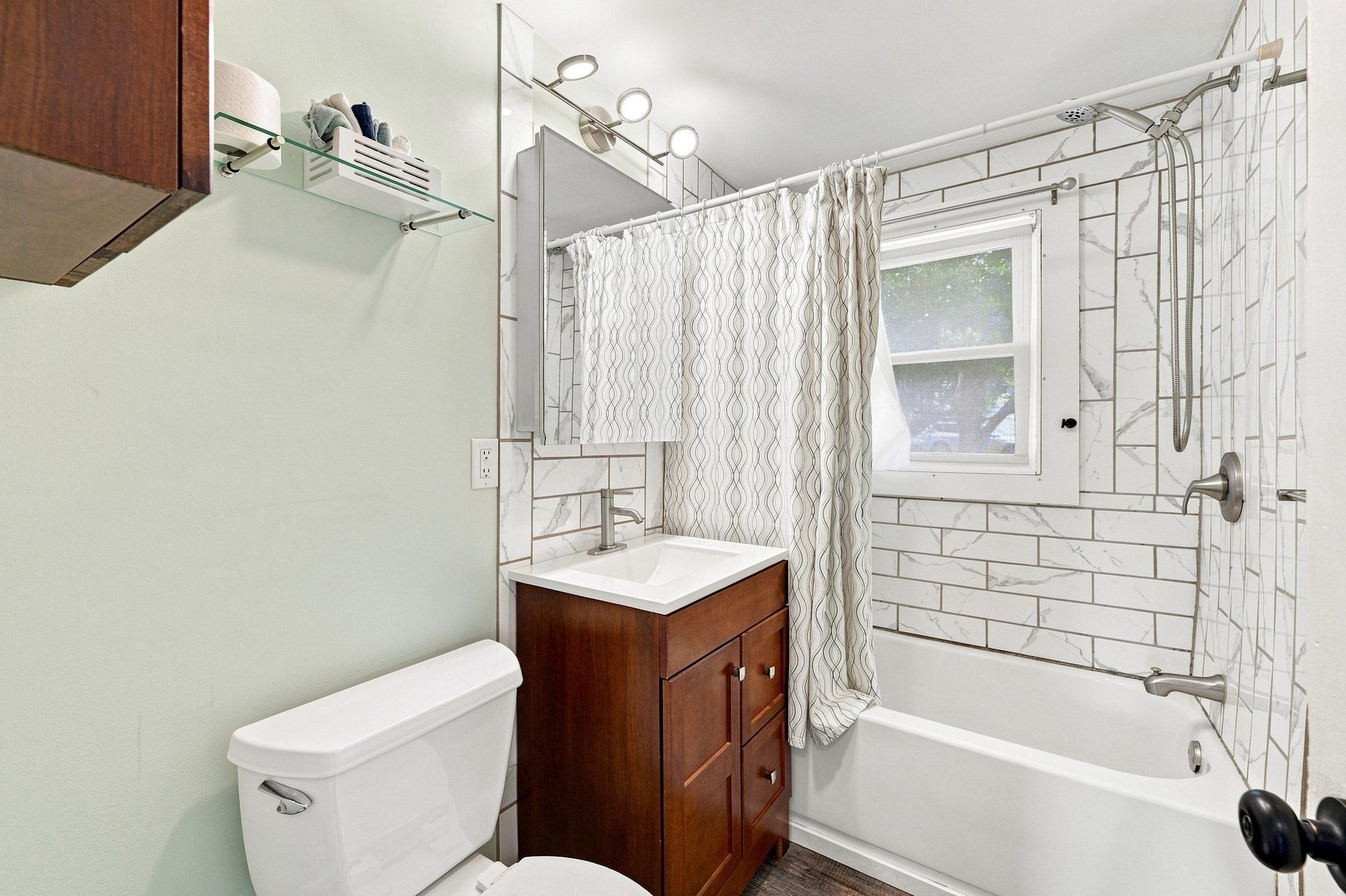 162 Clark St, Worcester, MA, 162 Clark St, Worcester, MA Photo #20
