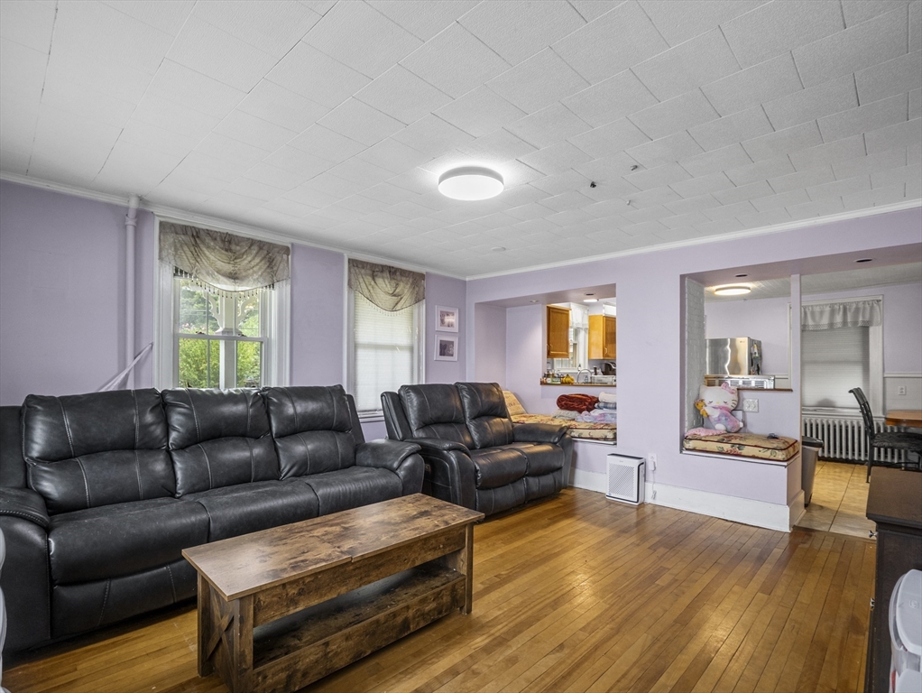 119 West St