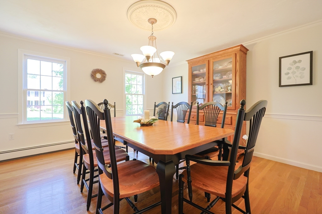 2 David Henry Gardner Ln