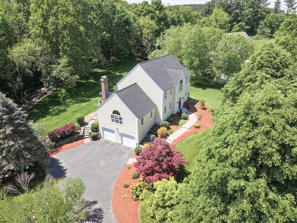 2 David Henry Gardner Ln