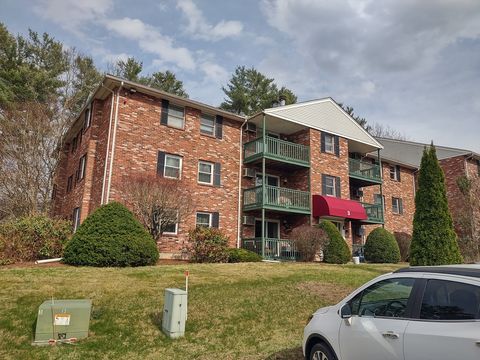75 Huntoon Memorial Highway 3-6 Leicester MA 01524