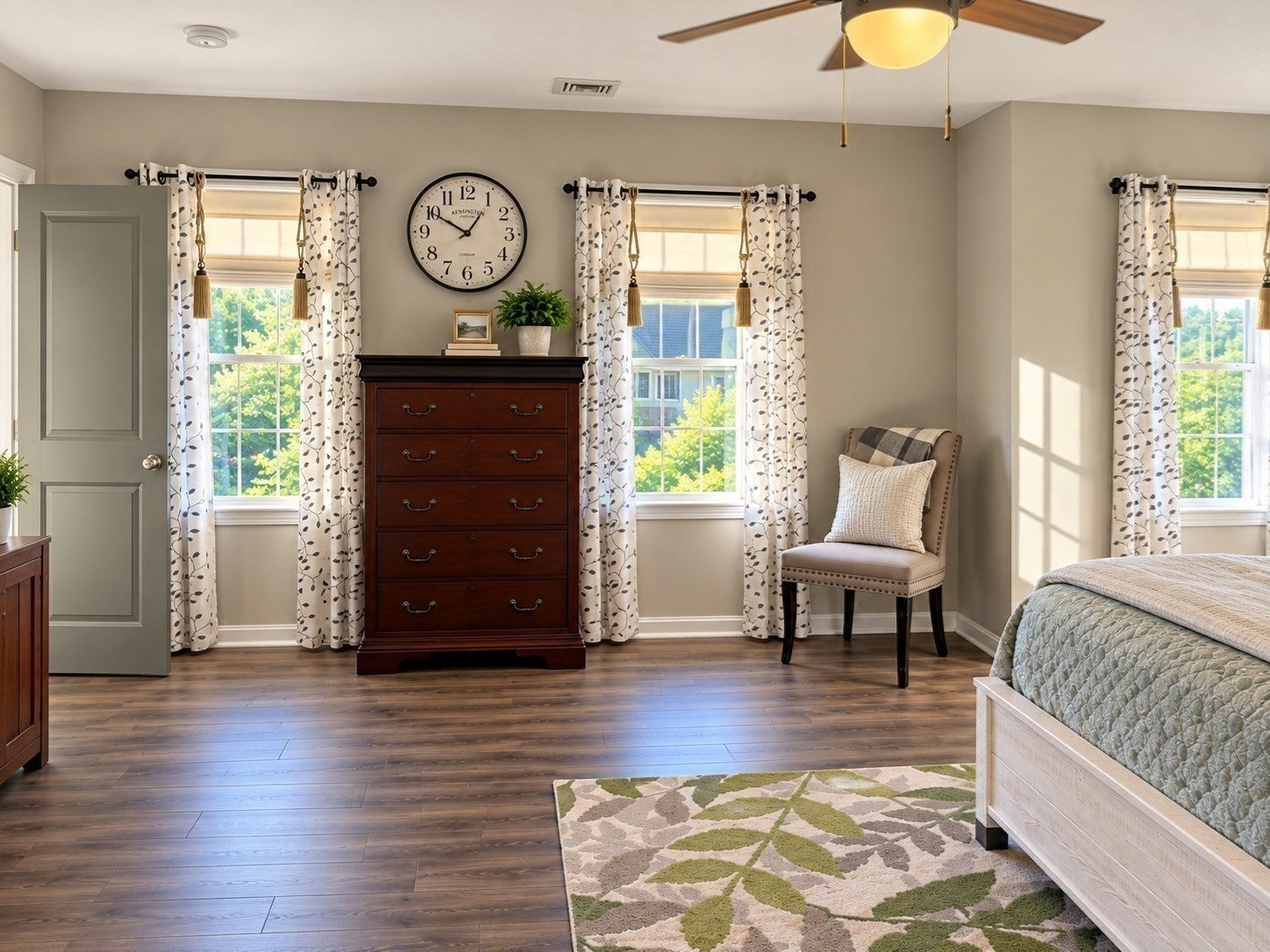 4 Meredith Way, Sturbridge, MA Photo #17