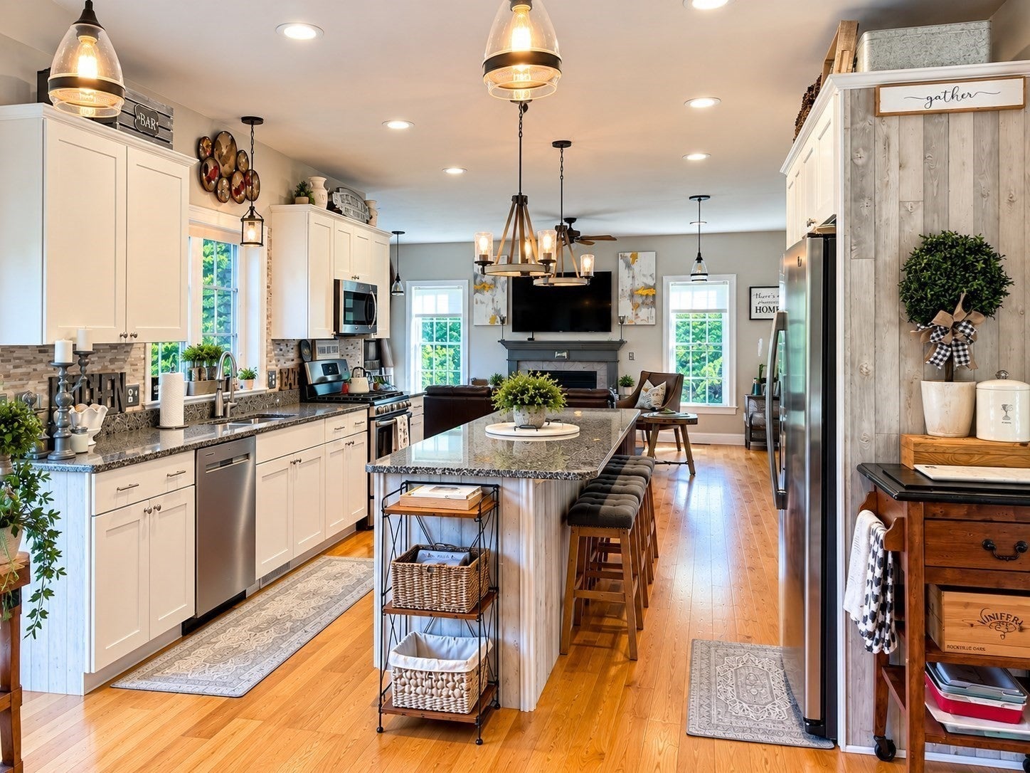 4 Meredith Way, Sturbridge, MA Photo #9