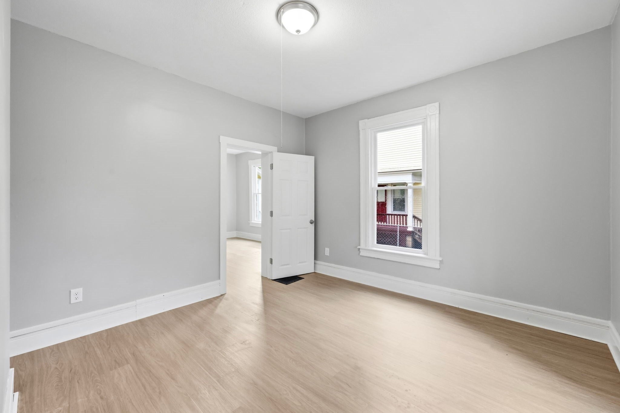 29 Yale St, Springfield, MA, 29 Yale St, Springfield, MA Photo #11